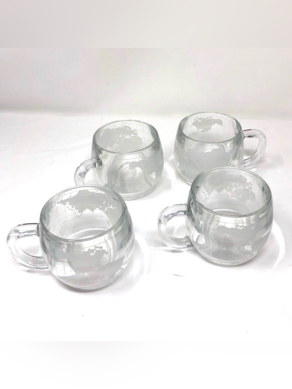 Circa 1970s THE NESTLE CO. 4 glass globe mugs